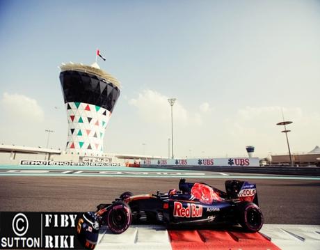 El STR12 de Toro Rosso presenta un fallo en el ERS en un filming day en Misano