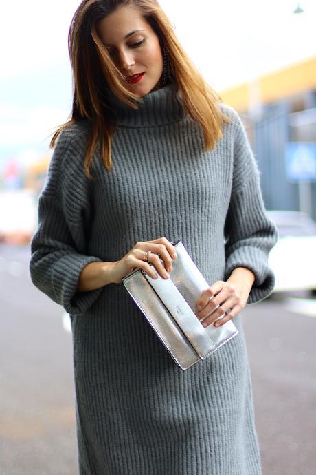KNIT DRESS