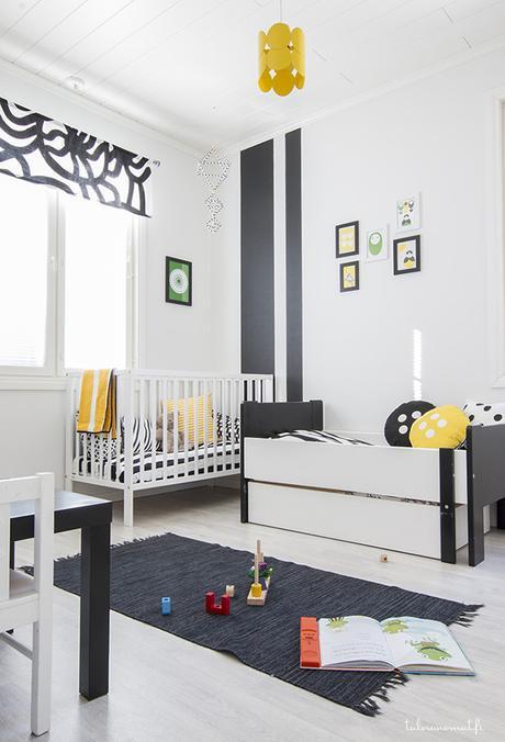 Home Tour: BLANCO, NEGRO Y AMARILLO