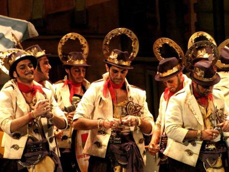 Detrás del Carnaval.