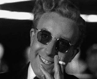 ...MÁS PELIGRO QUE UN PETER SELLERS DISFRAZADO ...MÁS PELIGRO QUE UN PETER SELLERS DISFRAZADO