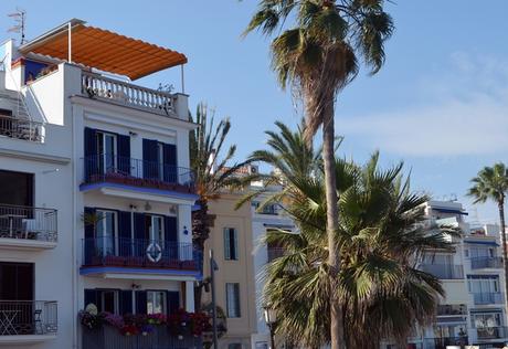 Un poco de mar: Sábado en Sitges, Domingo en Barceloneta