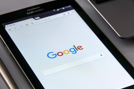 Millones de usuarios se alarman por el cierre de sus sesiones de Google Millones de usuarios se alarman por el cierre de sus sesiones de Google