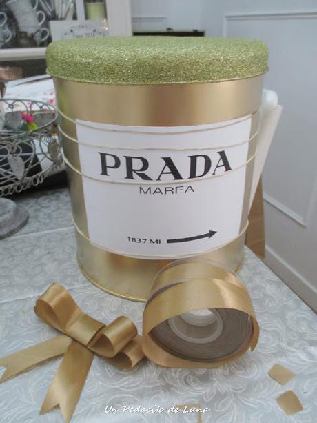 Glitter, glitter, glitter!!!