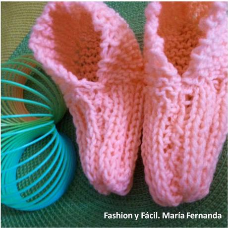 Un review de slippers tejidos con dos agujas (A knitted slippers review)