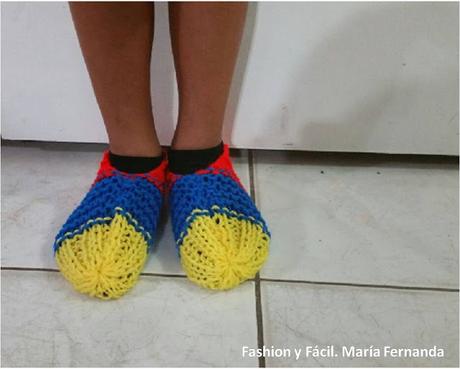 Un review de slippers tejidos con dos agujas (A knitted slippers review)