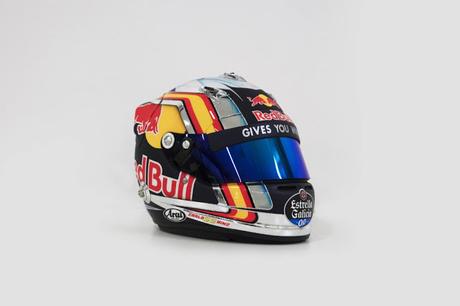 Carlos Sainz y Daniil Kvyat, presentan sus cascos para la temporada 2017 de F1