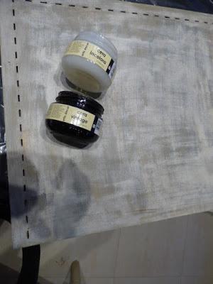 Con un marco calado.....