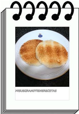 FOIE CARAMELIZADO CONJUNTAMENTE CON MERMELADA DE ALBARIÑO