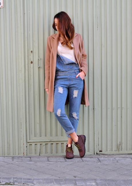 COMO LLEVAR UN PETO VAQUERO COMO LLEVAR UN PETO VAQUERO