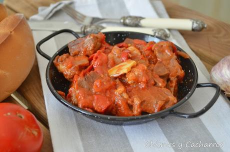 Carne con Tomate y Pimientos.