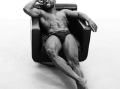 Actor Moonlight quitó ropa para celebrar triunfo Oscars #Cine (FOTO)