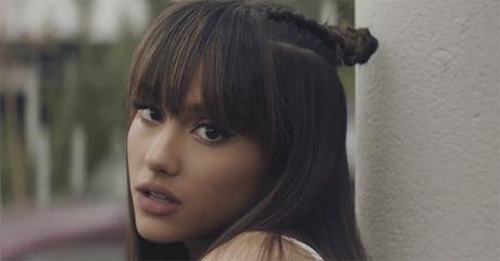 Ariana Grande se convirtió en el ángel de la lujuria para su nuevo video (VIDEO)