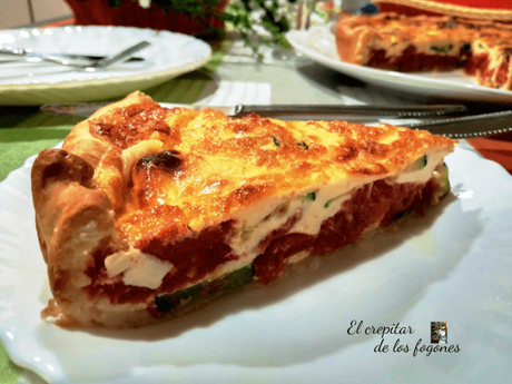 TARTA DE TOMATE, CALABACÍN Y QUESO FUNDIDO