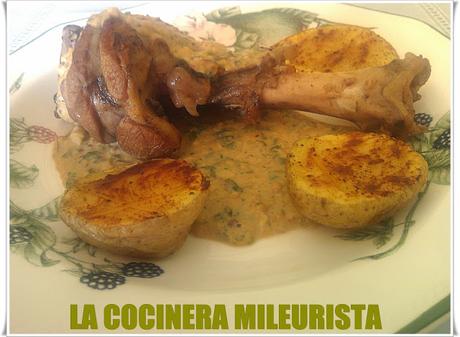 Braones de cordero en salsa de huevo y avellanas/Patatas asadas con pimentón