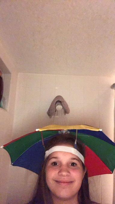 Chico le pide una foto desnuda y ella le manda foto genial Chico le pide una foto desnuda y ella le manda foto genial