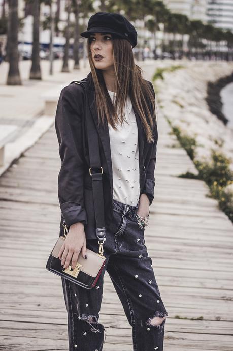 Studded Jeans - Pantalones con tachuelas