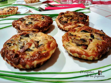 MINI QUICHÉS DE CHAMPIÑONES Y PANCETA CURADA