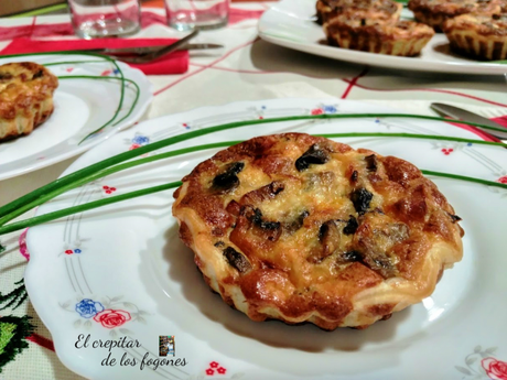 MINI QUICHÉS DE CHAMPIÑONES Y PANCETA CURADA