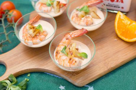 Salsa coctel con langostinos y piña