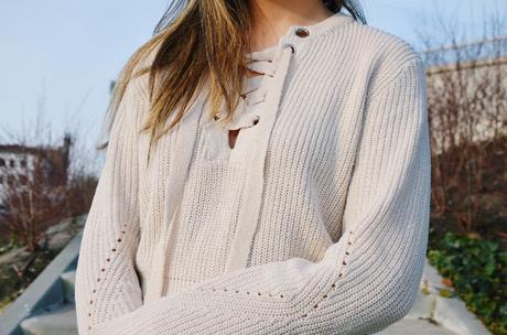 LACE UP SWEATER