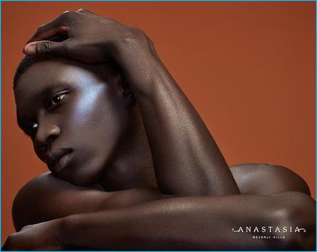 Paletas de maquillaje para hombres