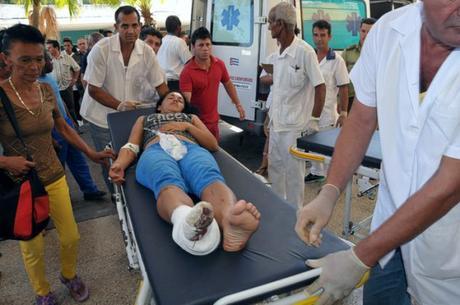 Accidente masivo en Cienfuegos: dos muertos y más de 25 lesionados