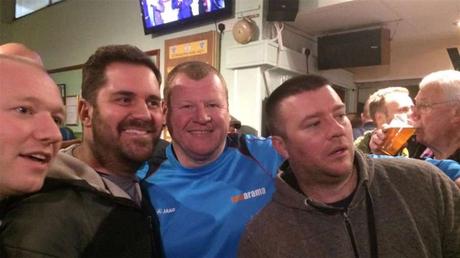 Portero se comió un sándwich durante un partido