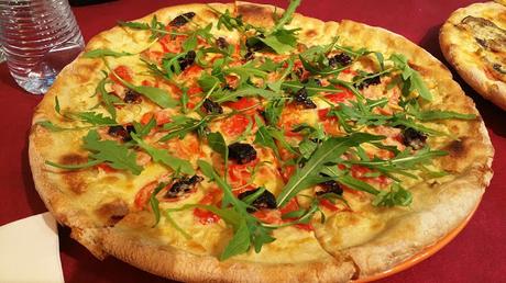 Pizzería-focaccería vegana vegetariana Zeneize, cumpleaños y novedades