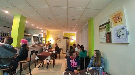 Pizzería-focaccería vegana vegetariana Zeneize, cumpleaños y novedades