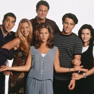 Lisa Kudrow descarta una reunión de 'Friends'  #Series #Tv