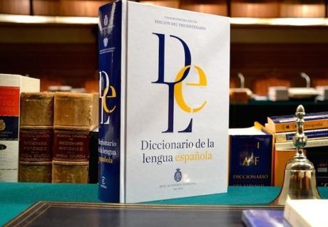 RAE cambiará definición de “sexo débil” en favor de las mujeres