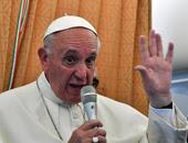 Papa insta tener Biblia siempre consigo como lleva celular #Religiones