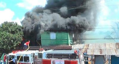 Se incendian 15 casas en Sáchez Ramírez.