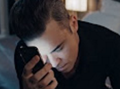Robbie Williams desvela videoclip "Mixed Signals"
