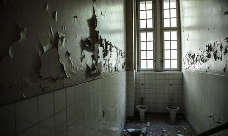 IRON HOUSE: La Inocencia Perdida