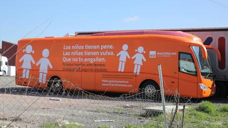ARTÍCULO: El autobús transfóbico de «Hazte Oír»