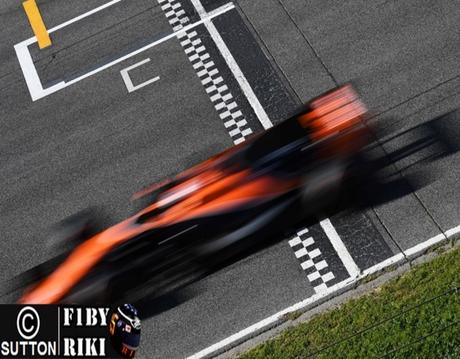 Alonso habla sobre la pretemporada y pone a Red Bull como su favorito