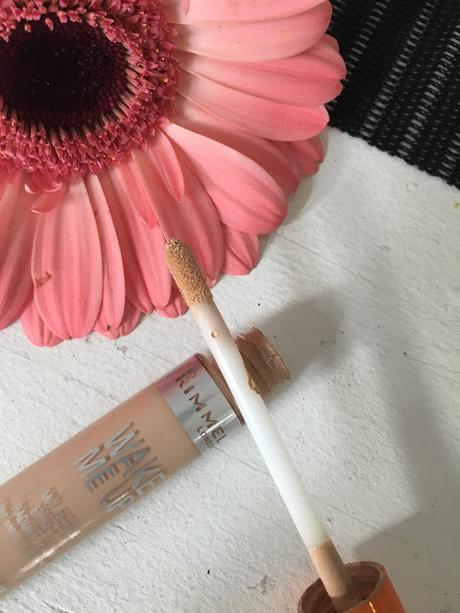 Review Corrector WAKE ME UP de Rimmel London.