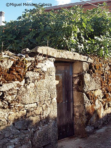 Arquitectura popular : El Berrocal