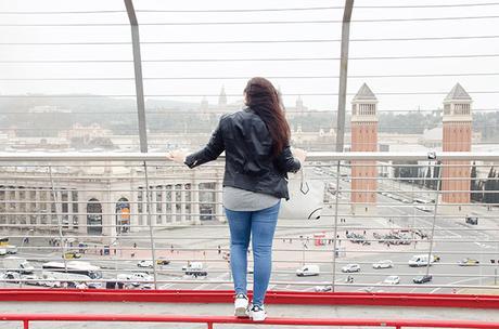 Look para hacer turismo de cuidad Look para hacer turismo de cuidad