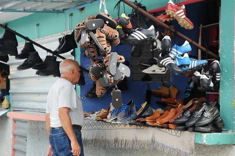 En Sancti Spíritus: El régimen vigila a los cuenta propistas acusándolos de evasión fiscal