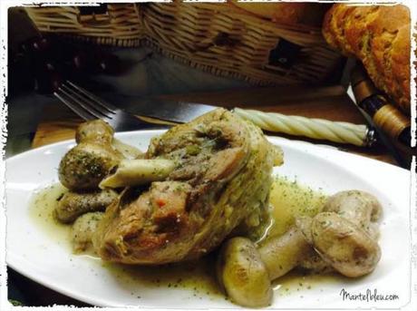 Guiso de cabrito con champiñones