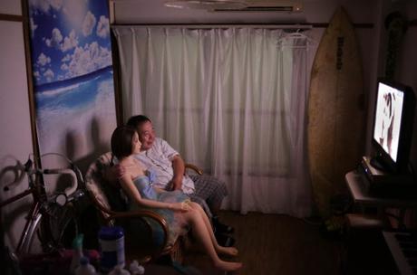 Zona Asiatica: Viviendo con una muñeca Humana en Japòn