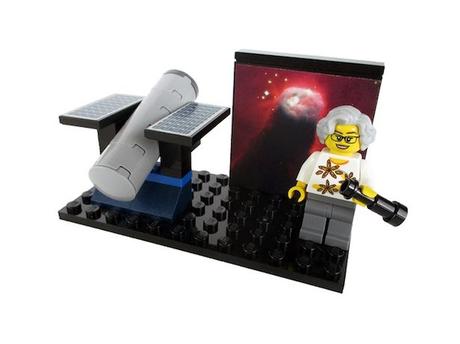 women-of-nasa-lego-roman