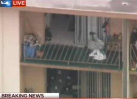 EN VIDEO: Niño de año y medio en Hialeah cae de un cuarto piso