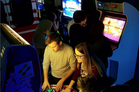 ¿Conoces los Retro Arcade Bars? Bares para nostálgicos