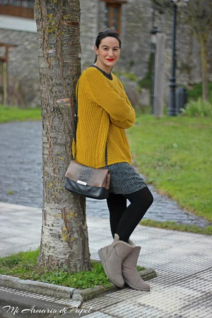 Outfit: Ideas para Combinar un Vestido Lunares - Propuesta 2