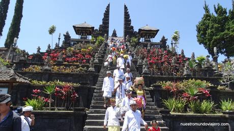 Bali; El Templo Besakih y Pura Kehen