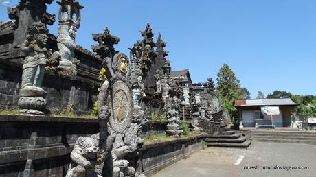 Bali; El Templo Besakih y Pura Kehen